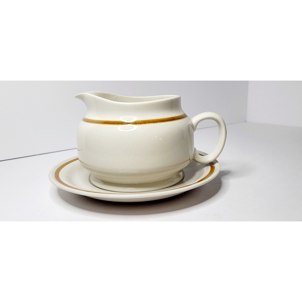 GENUINE HIGHLAND STONEWARE BROWN BAND GRAVY SAUCE BOAT AND SAUCER JAPAN A2